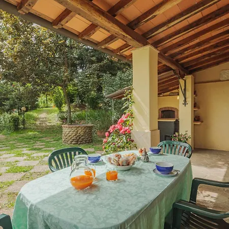 La Quercia By Interhome 度假居